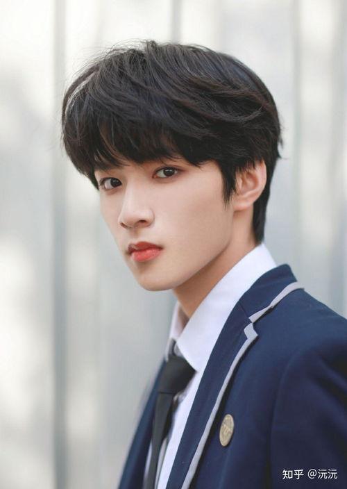 圈内爆料招同台刘耀文,圈内爆料引粉丝热议 第1张 圈内爆料招同台刘耀文,圈内爆料引粉丝热议 第1张