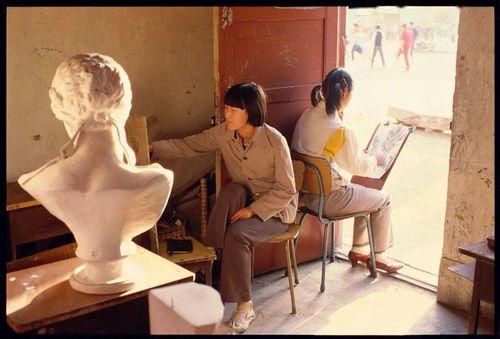 八十年代娱乐圈吃瓜路人,揭秘吃瓜路人的幕后故事 第1张 八十年代娱乐圈吃瓜路人,揭秘吃瓜路人的幕后故事 第1张