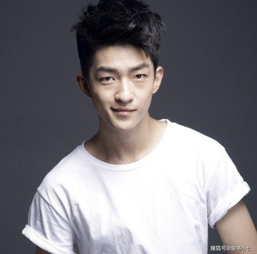 娱乐圈吃瓜屈楚萧是谁,娱乐圈吃瓜主角,揭秘其背后的故事 第2张 娱乐圈吃瓜屈楚萧是谁,娱乐圈吃瓜主角,揭秘其背后的故事 第2张